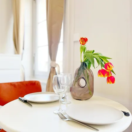 Astrid - Check In H24 - Proche Gare Perrache *